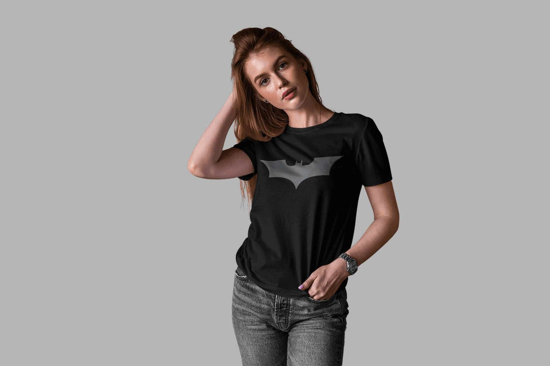 Batman: Women Black Regular Fit Half Sleeved T-shirt