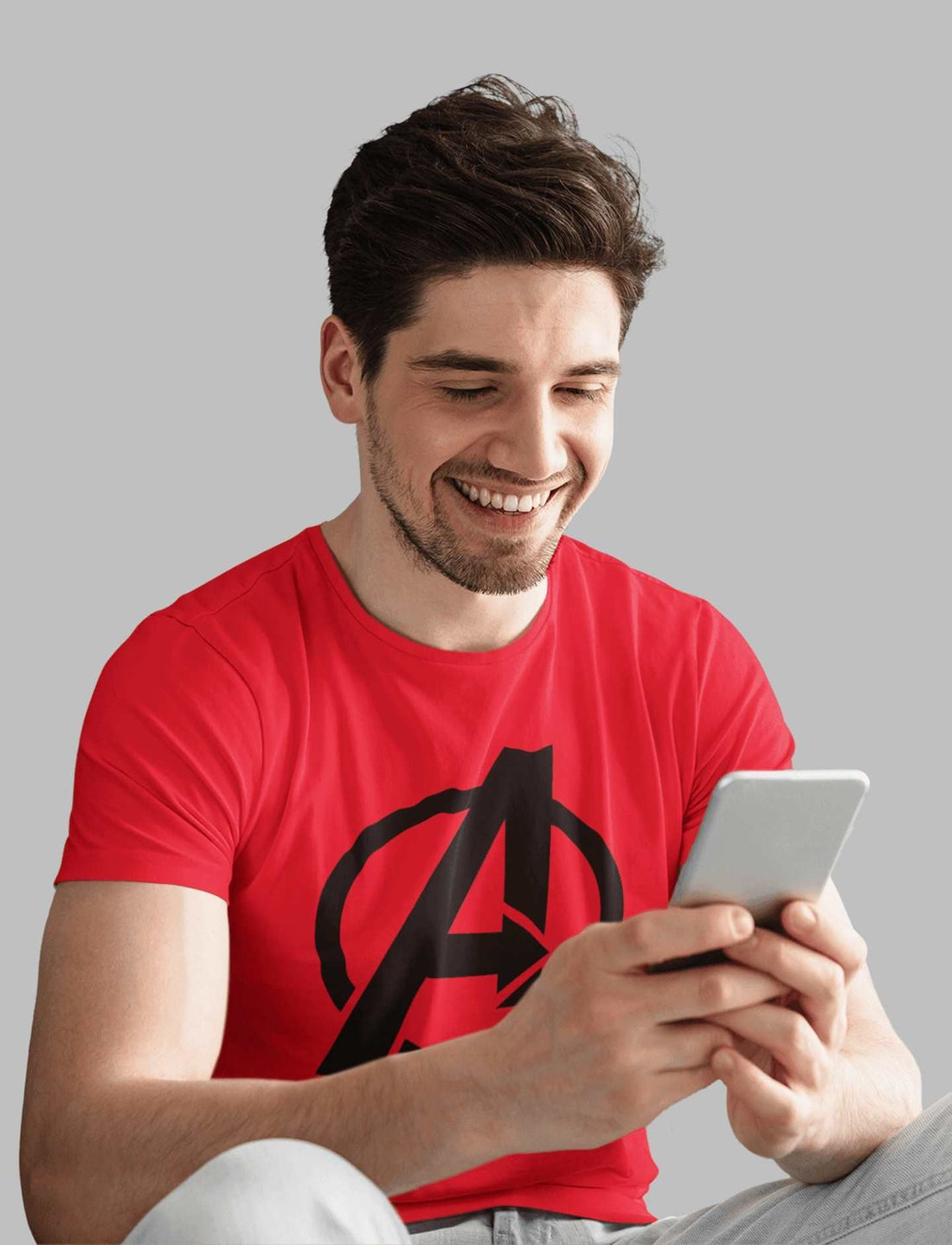 Avengers: Men Red Regular Fit Half Sleeved T-shirt